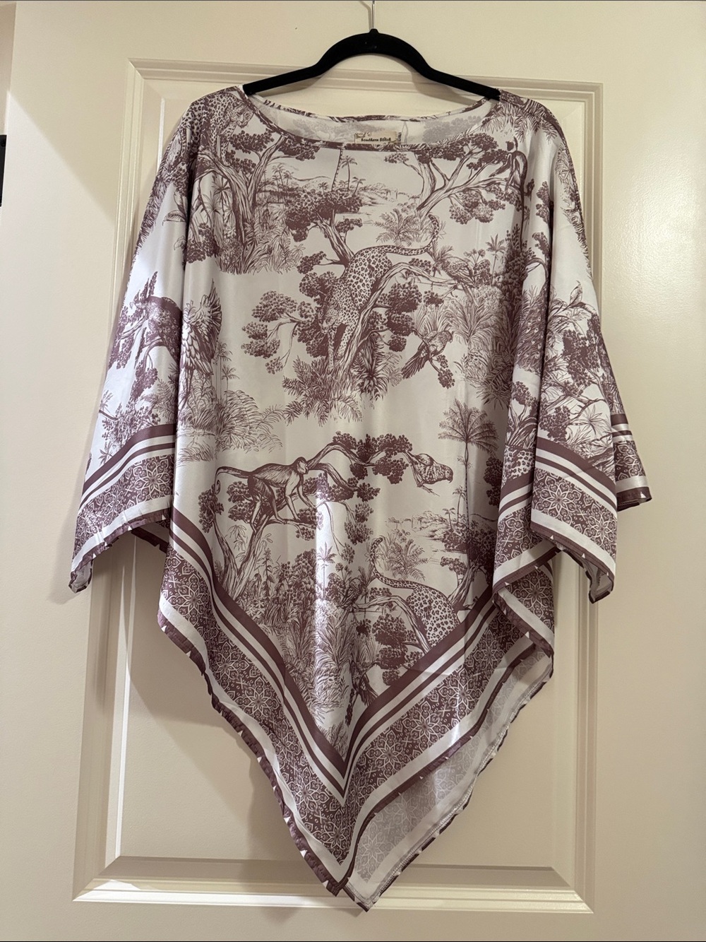Southern Stitch Lightweight Printed Tunic Poncho in Brown and White